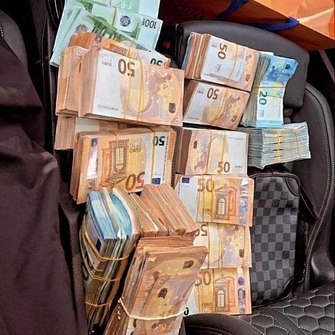 comprar dinero falso euro