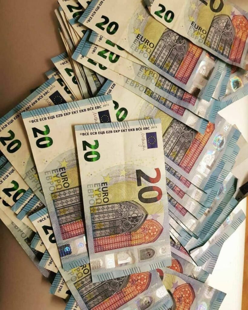 compra de dinero falso