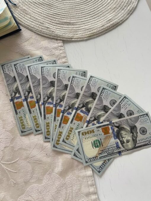 billetes de 100 dólares falsos