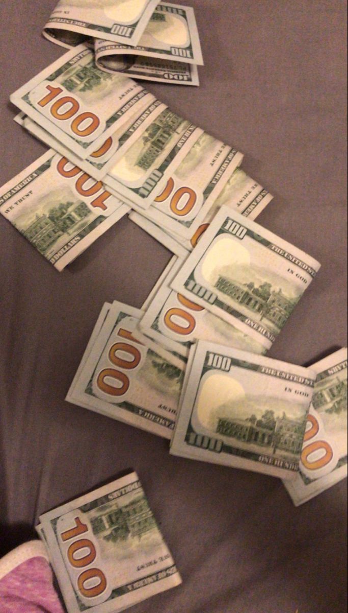 billetes de 100 dólares falsos