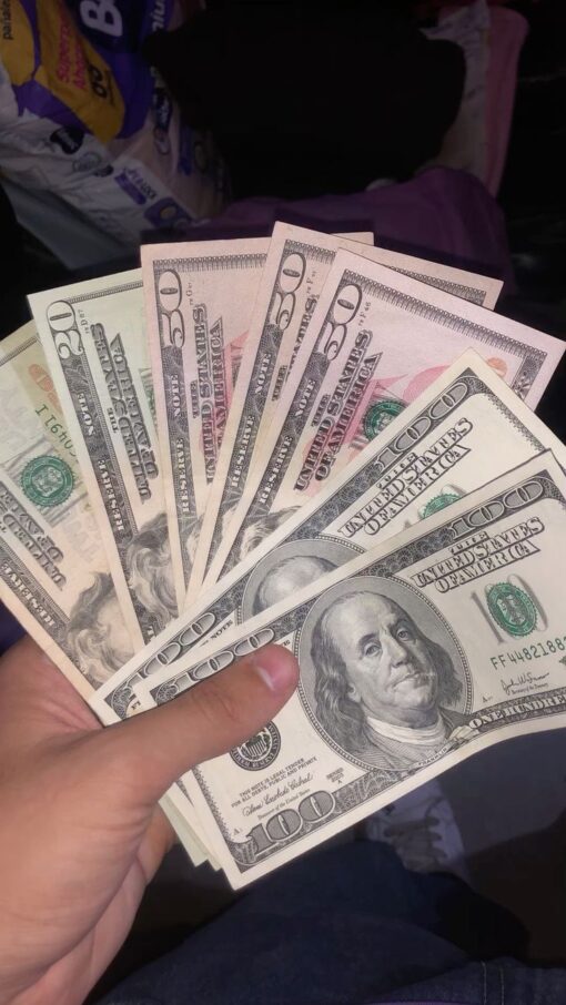 billetes de 50 dólares falsos