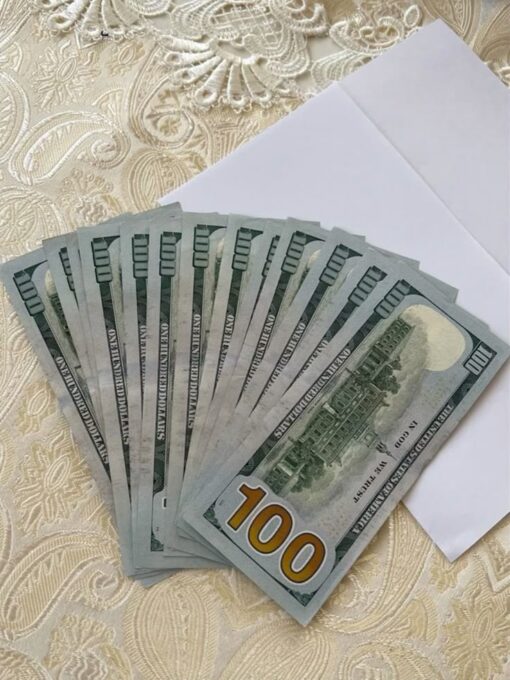 billetes de 100 dólares falsos