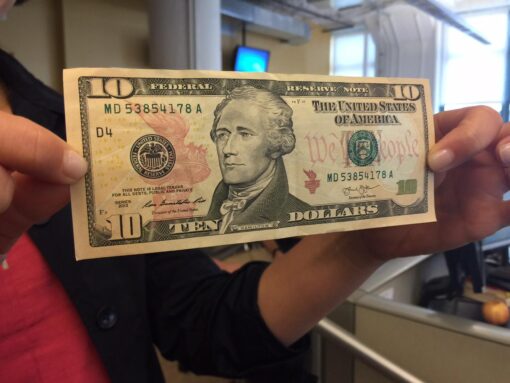 billetes de 10 dolares falsos