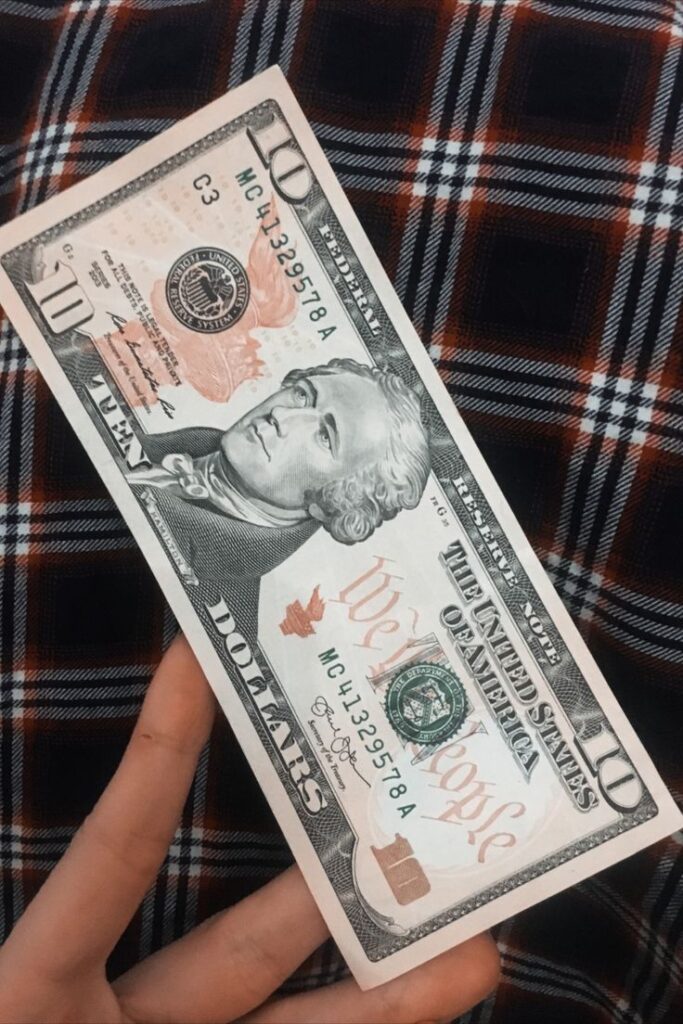 billetes de 10 dolares falsos