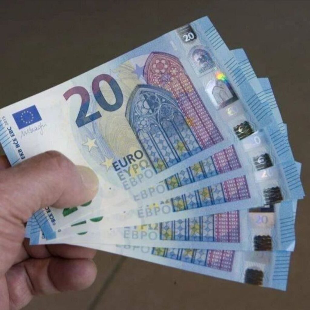 Comprar dinero falso de calidad