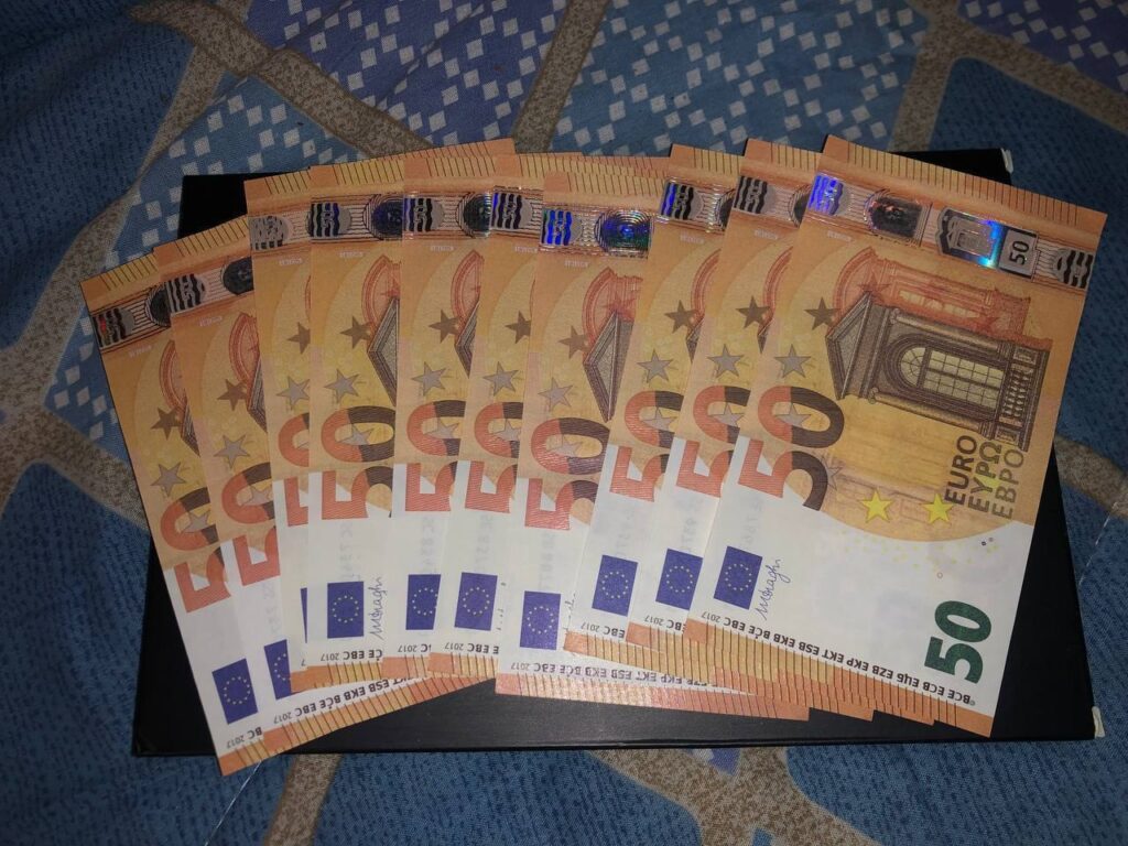 comprar billetes falsos en madrid