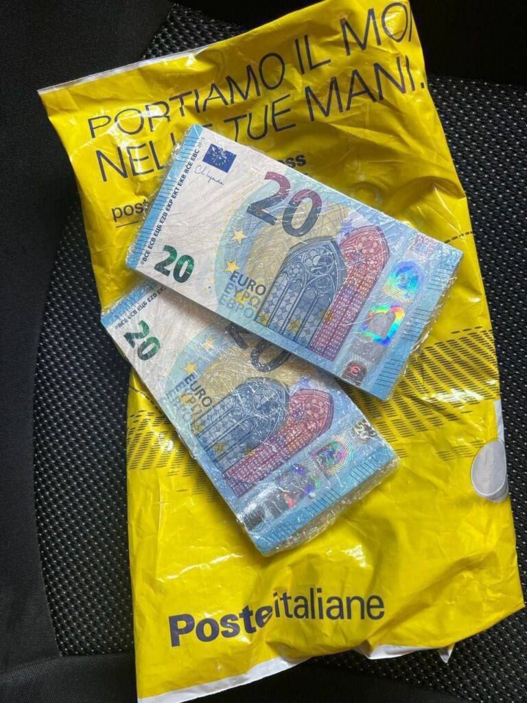 donde comprar billetes falsos