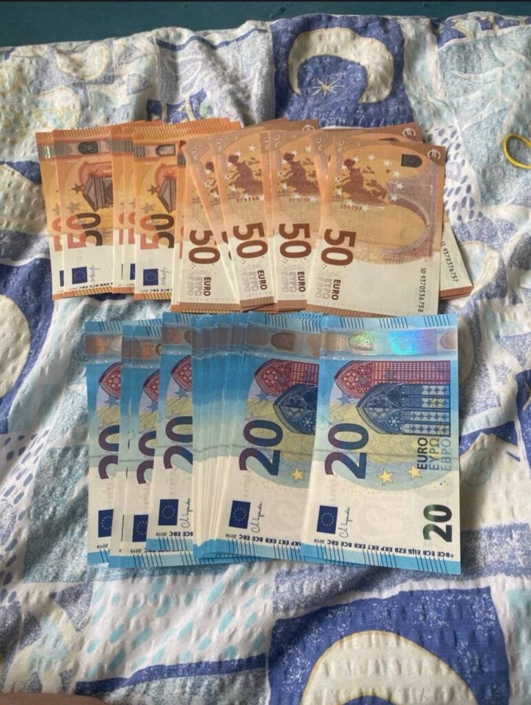 comprar billetes falsos en España