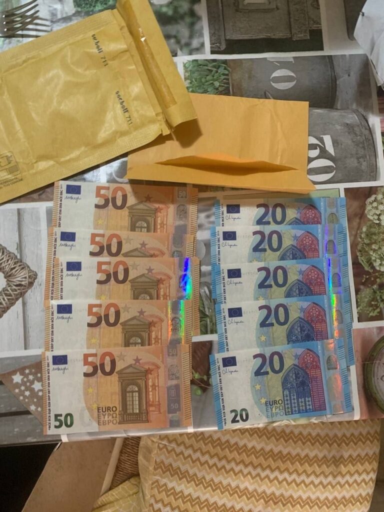 comprar dinero falso euros